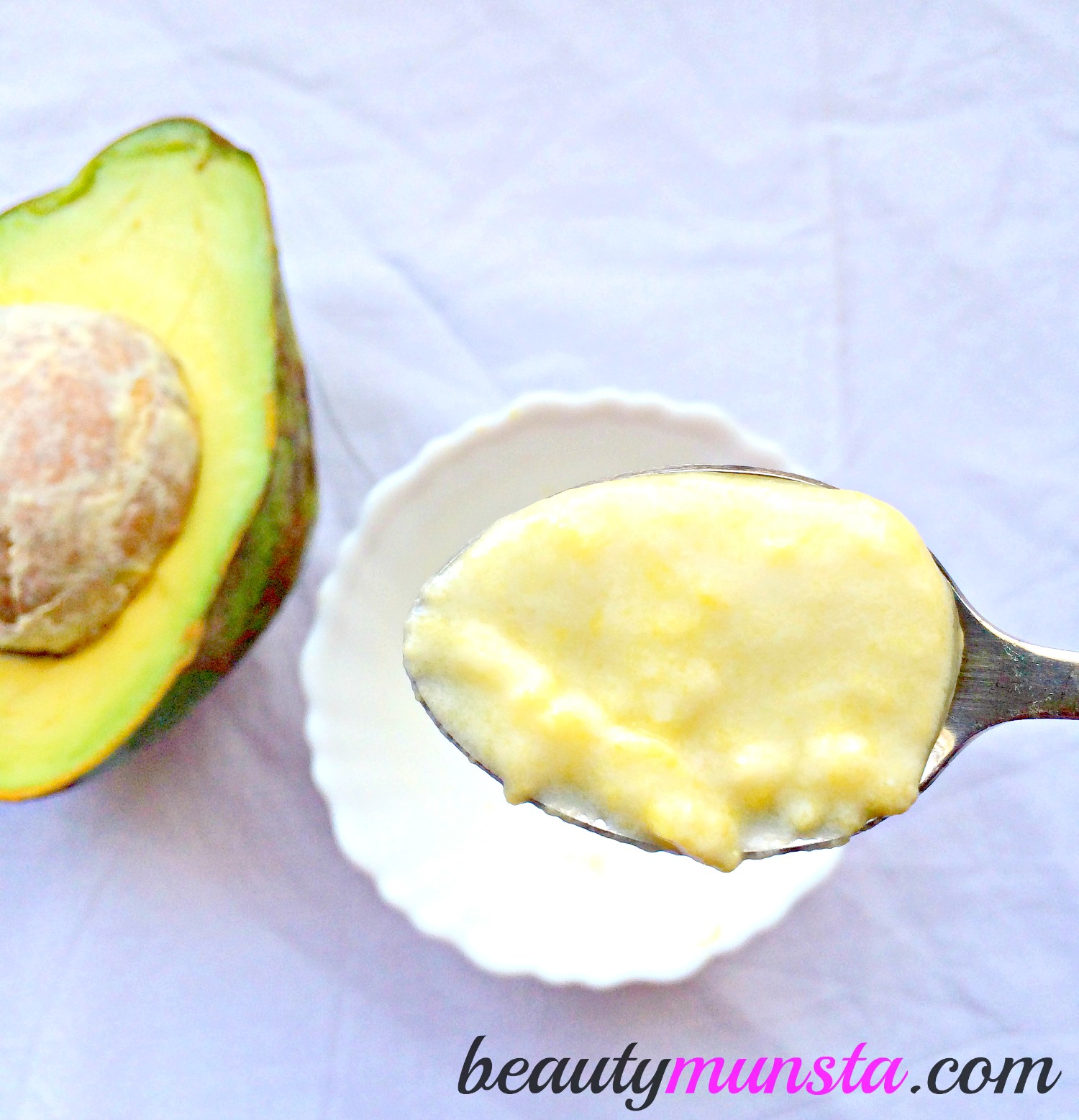 This is how your avocado and yogurt face mask should look like. Don't worry if it has a few lumps, just try your best in getting it to a smooth consistency.