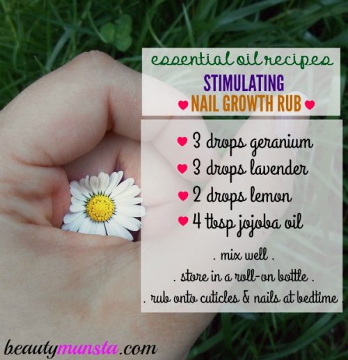 Here's my favorite essential oil recipe for strong, long and healthy nails! 