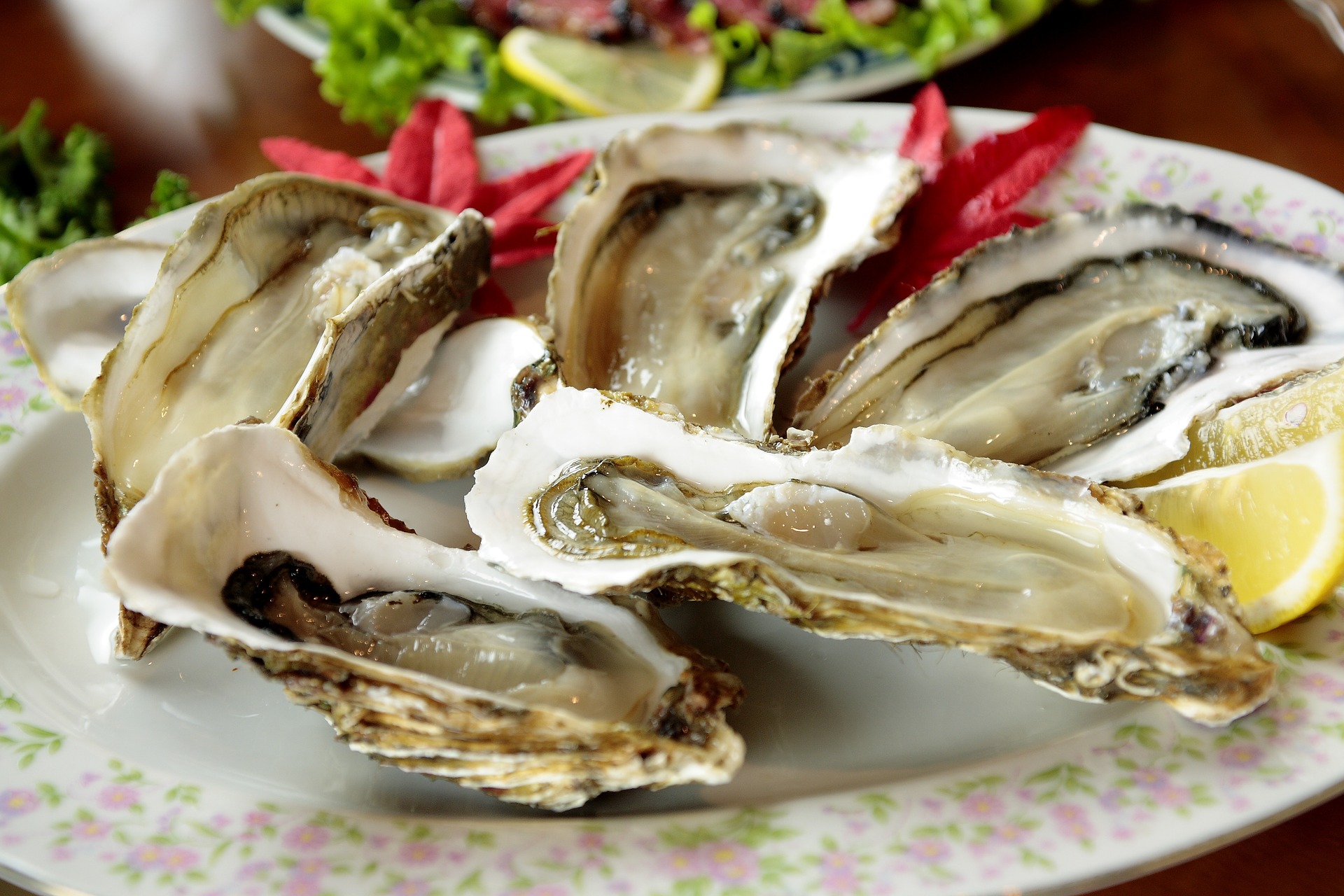 Rich in a healthy hair nutrient, zinc, oysters are one of the best superfoods for hair regrowth! 